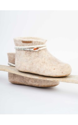 Ankle booties/ Ecru - cord - button